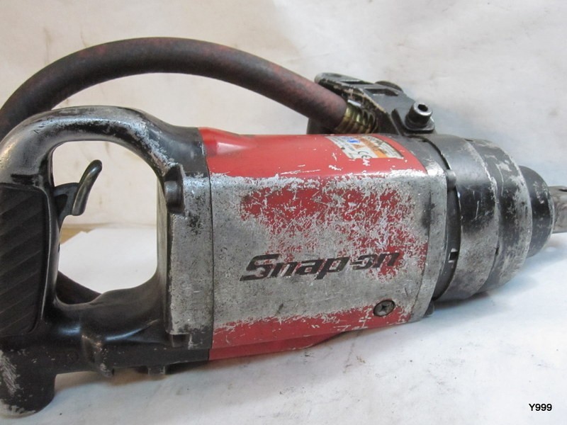 SNAP ON TOOLS IM1800 1 INCH DRIVE IMPACT GUN