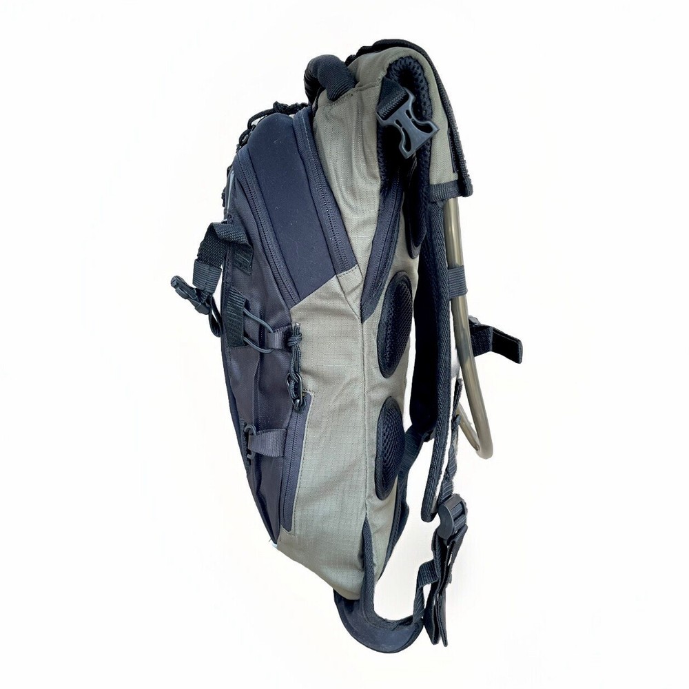 Body Glove Core Hydration Backpack