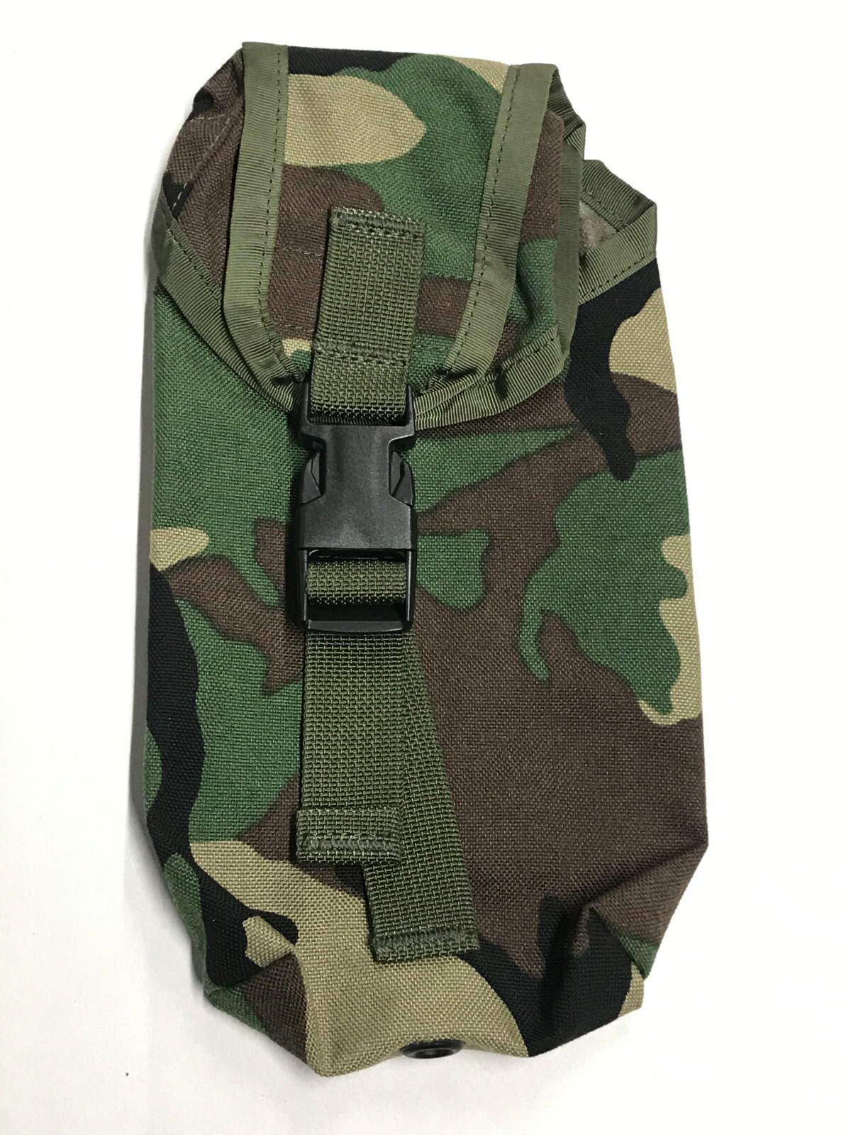 Specialty Defense Systems MOLLE Woodland AN/PRC-126 Radio Pocket Made in Vietnam