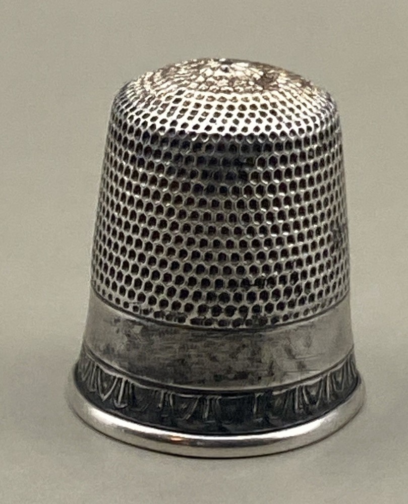 Antique? Silver Thimble