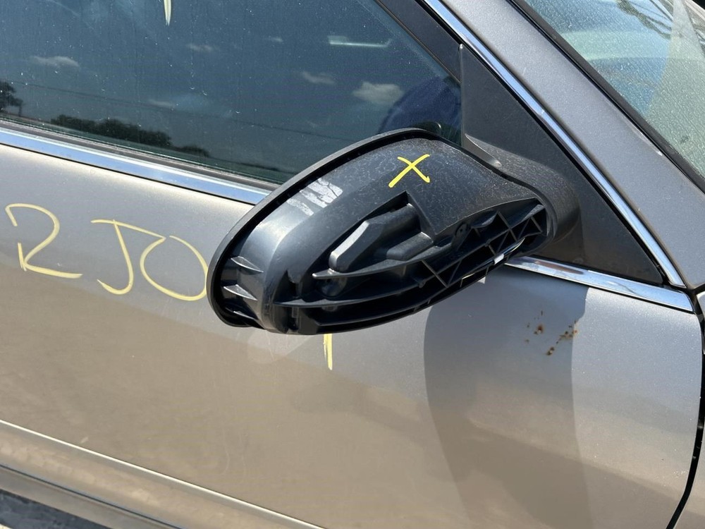 ALTIMA 2004 Keys/Latches/Locks 104903261