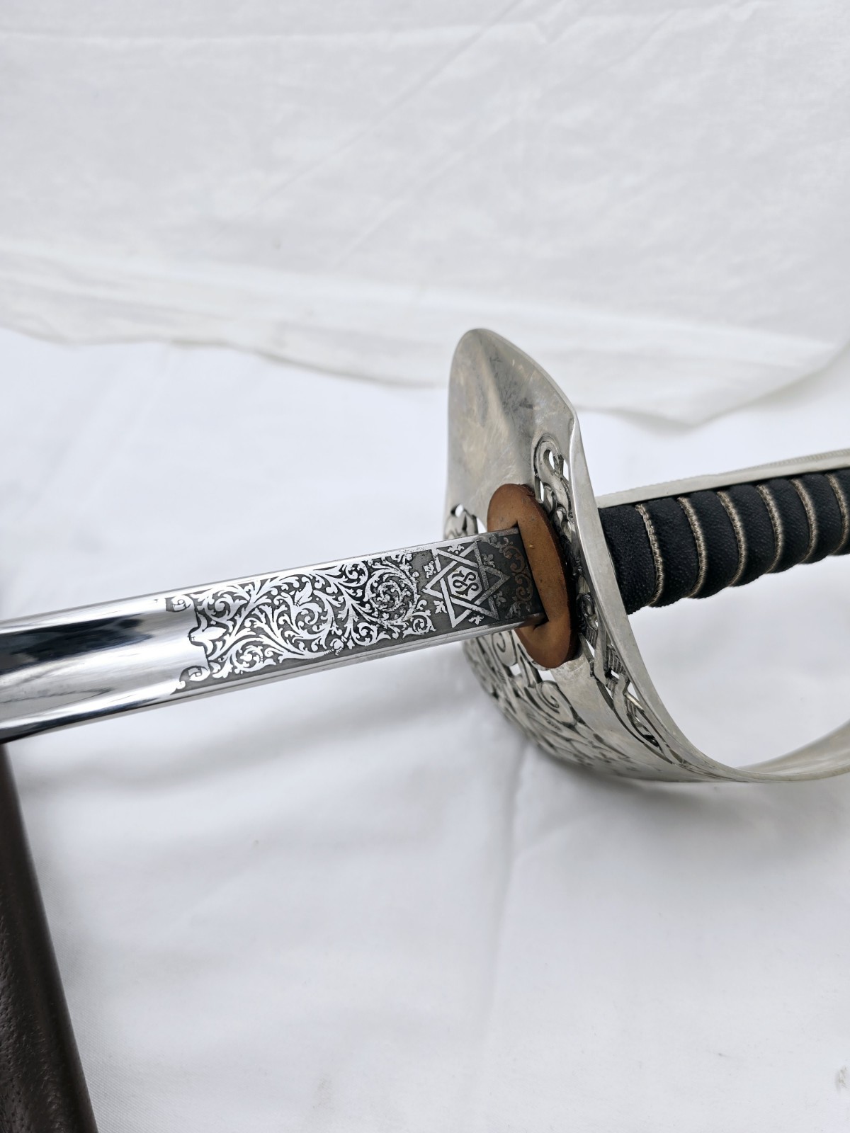 Wilkinson Sword Queen Elizabeth II Sword By Appointment Of Her Royal Majesty