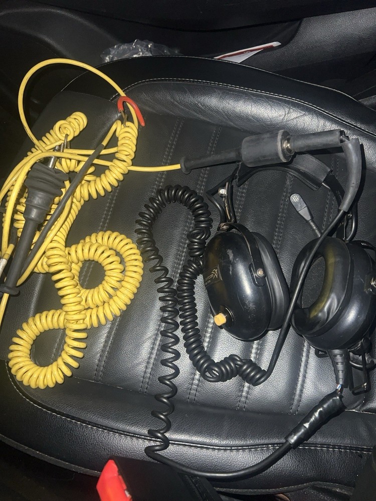 FlightCom Aviation Aircraft Headset