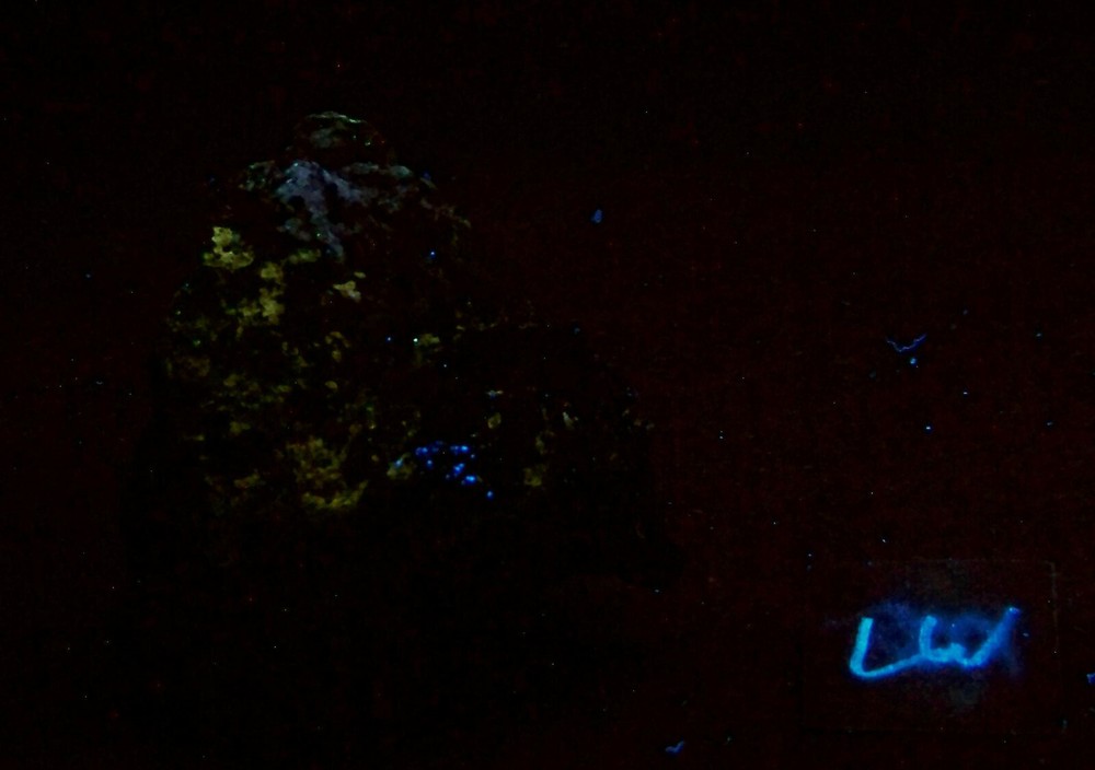 Fluorescent Calcite with Caliche AZ Specimen