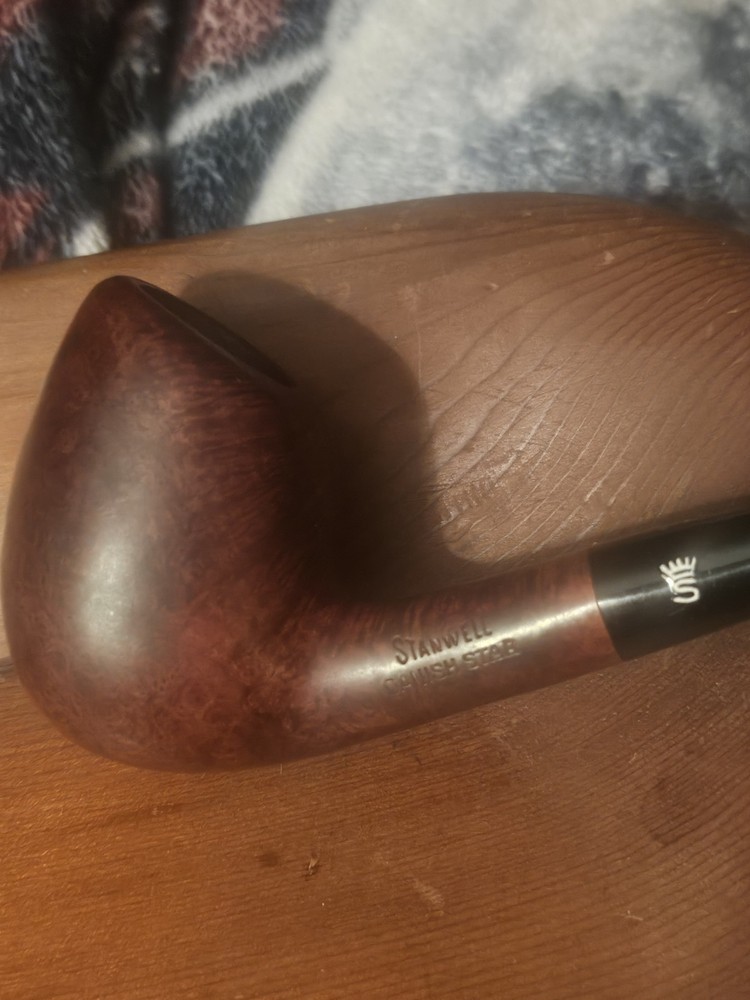 NOS Stanwell Danish Star, Bent Egg shape 02