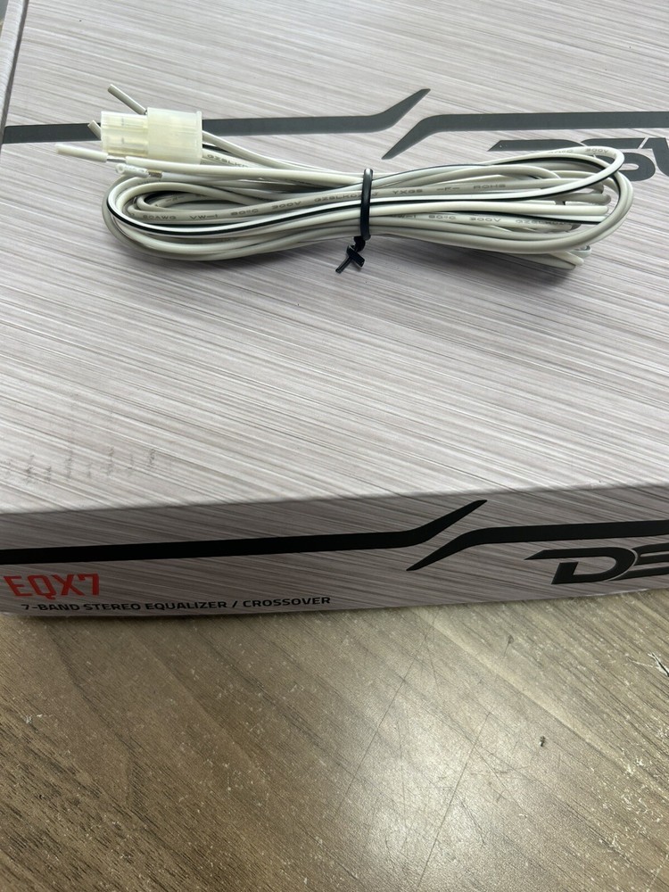 DS18 EQX7 4 Pin Hi-low Plug