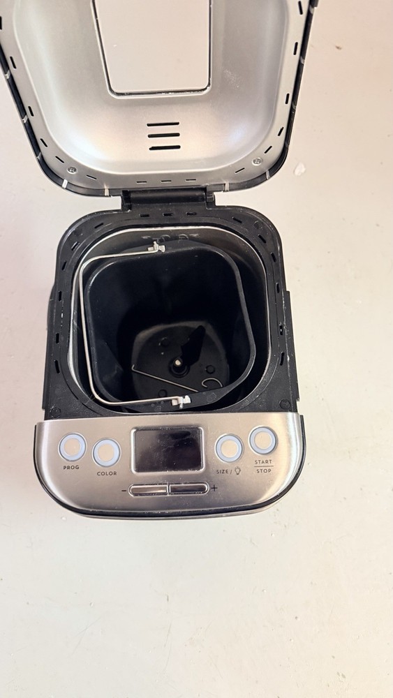 Cuisinart CBK-110 Stainless Steel Bread Machine LCD 12 Programs Automatic