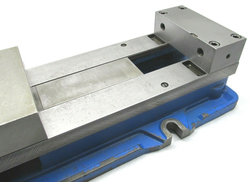 NICE! KURT 6" ANGLOCK MILLING MACHINE VISE w/ HANDLE