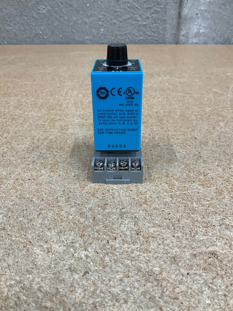 IDEC RTE-P1AD24 ELECTRONIC TIMER V24DC/AC