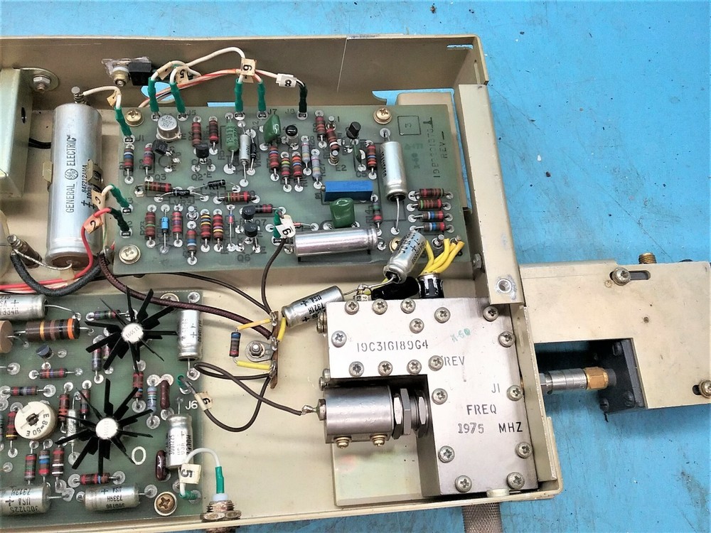 Vintage General Electric Transmitter UT-12-B / 1975 MHz