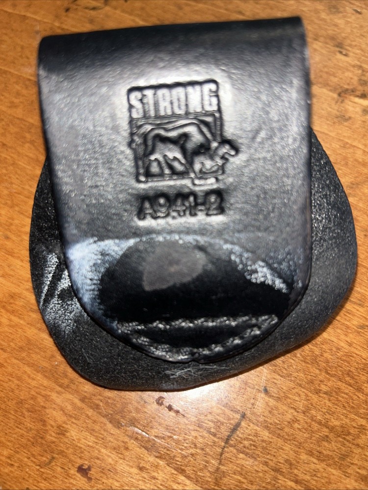 Strong Leather A941-2 Handcuff Case