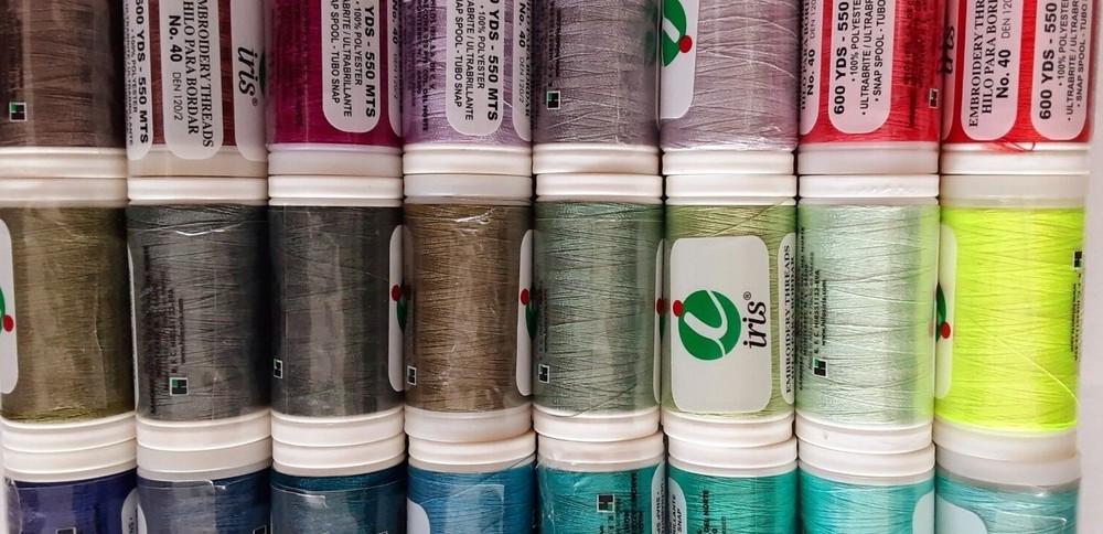 Embroidery Thread Polyester Set of 33 Snap Spools,600 yds,40W