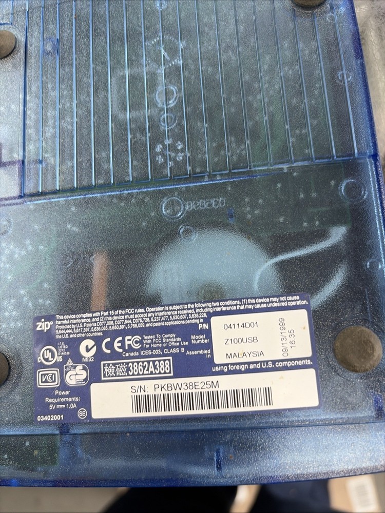 Iomega 100 Zip Drive USB Z100USB - Untested
