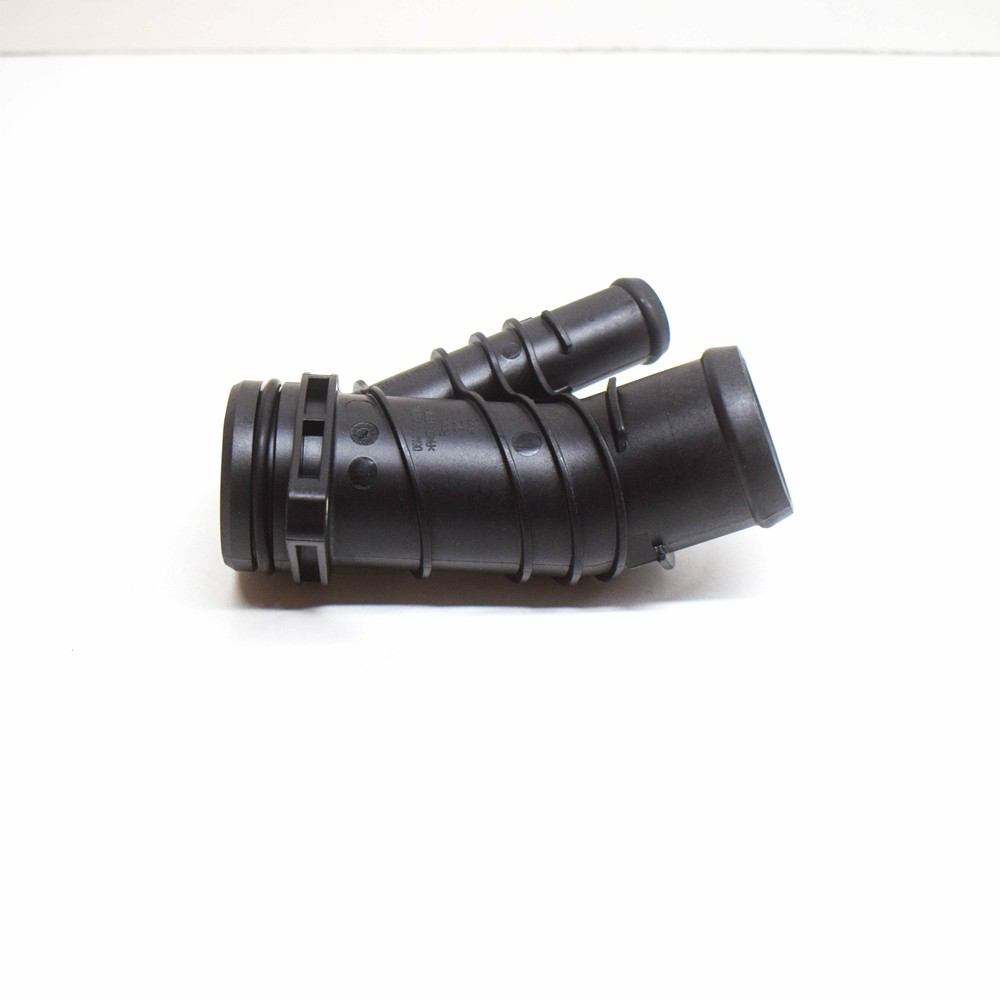 Audi A6 C8 Cooling System Connection Adapter 06M121132B