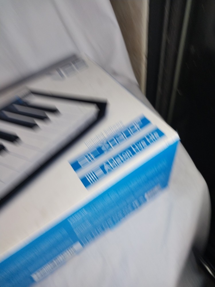 Alesis V25 25-Key USB-MIDI Keyboard Controller