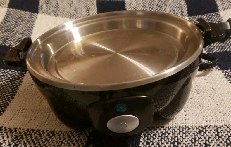 DASH Rapid Egg Cooker Electric 6 Egg Capacity DEC005BK Replacement Base Only