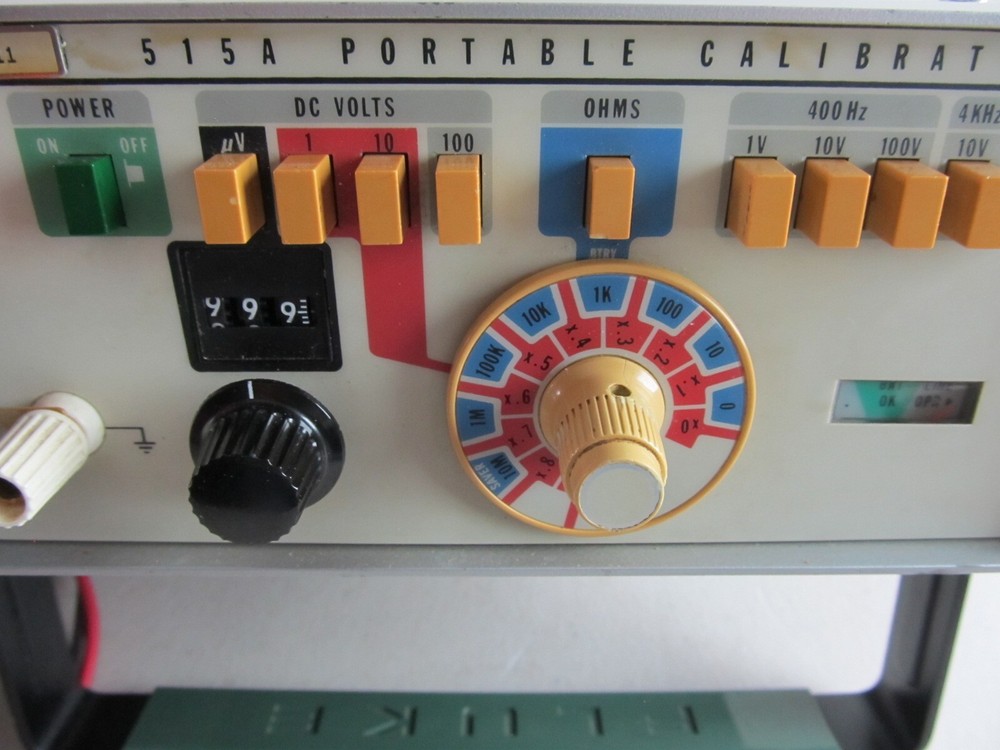 Fluke 515A Portable Calibrator, Working Condition