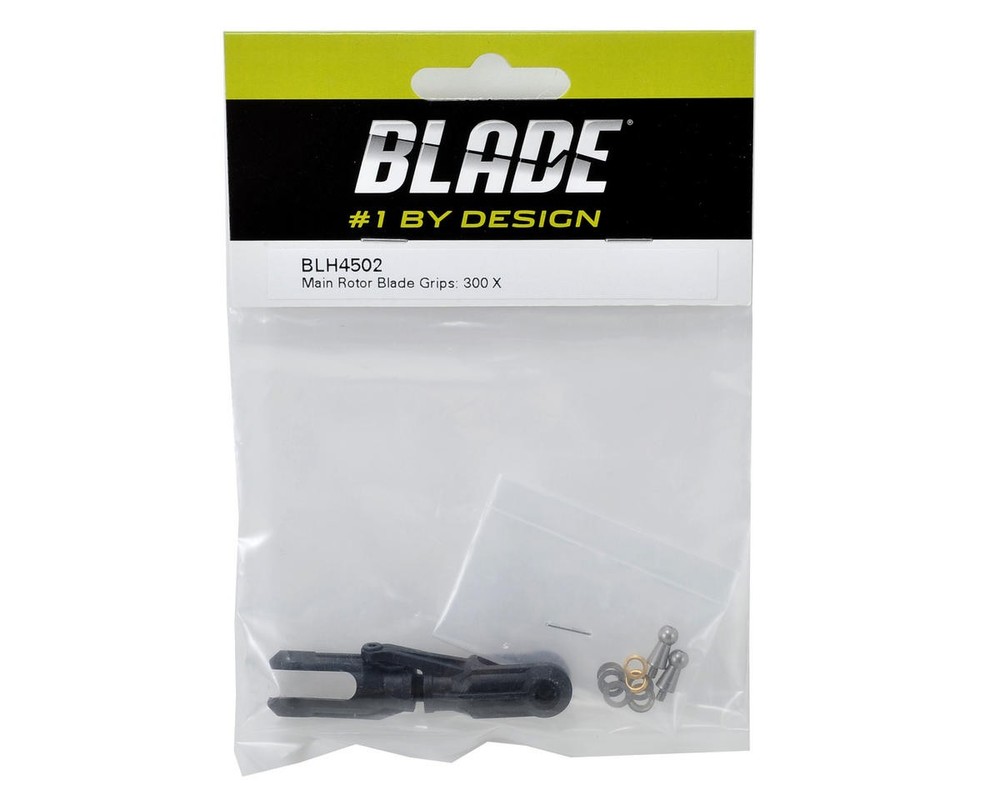 Blade Main Rotor Blade Grip (2) [BLH4502]