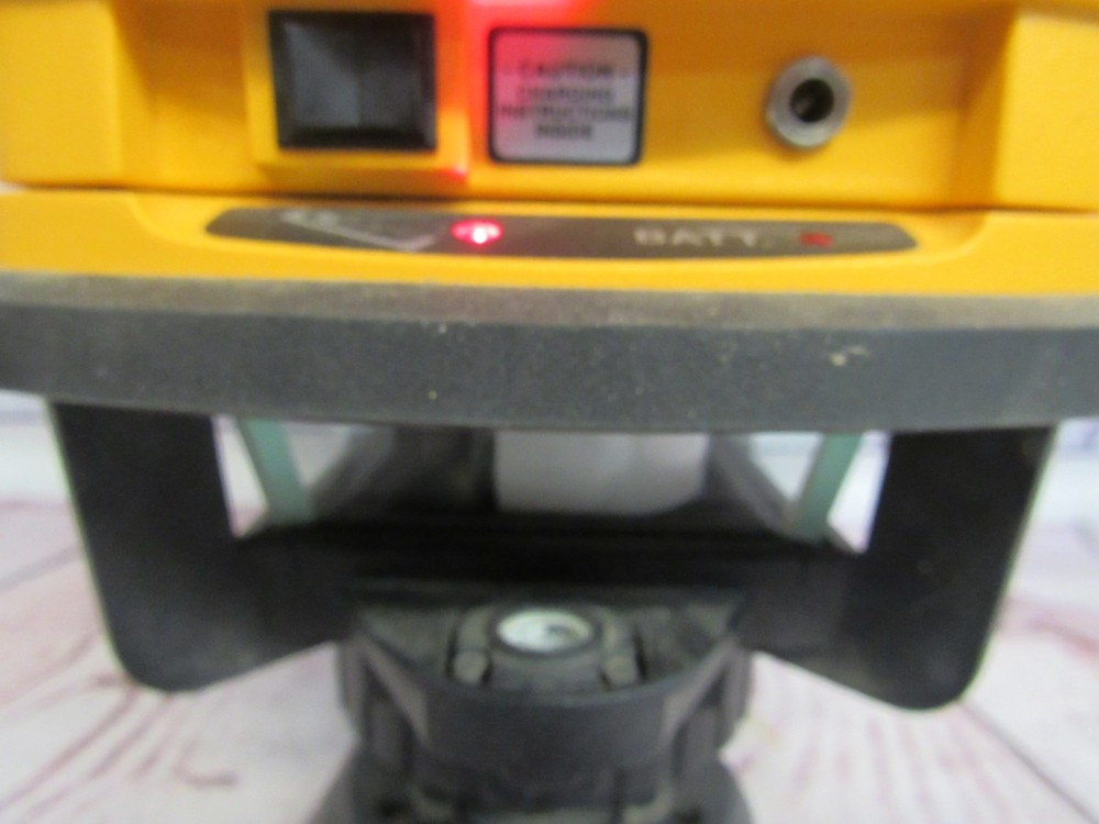 Spectra L500C Self-Leveling Precision Laser with Receiver