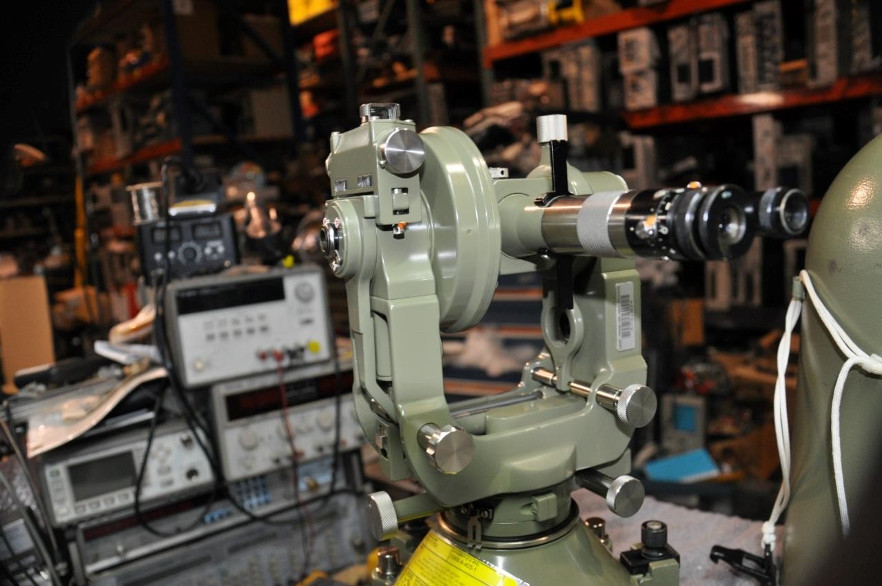 Wild T3-70387 Theodolite with Bullet Case