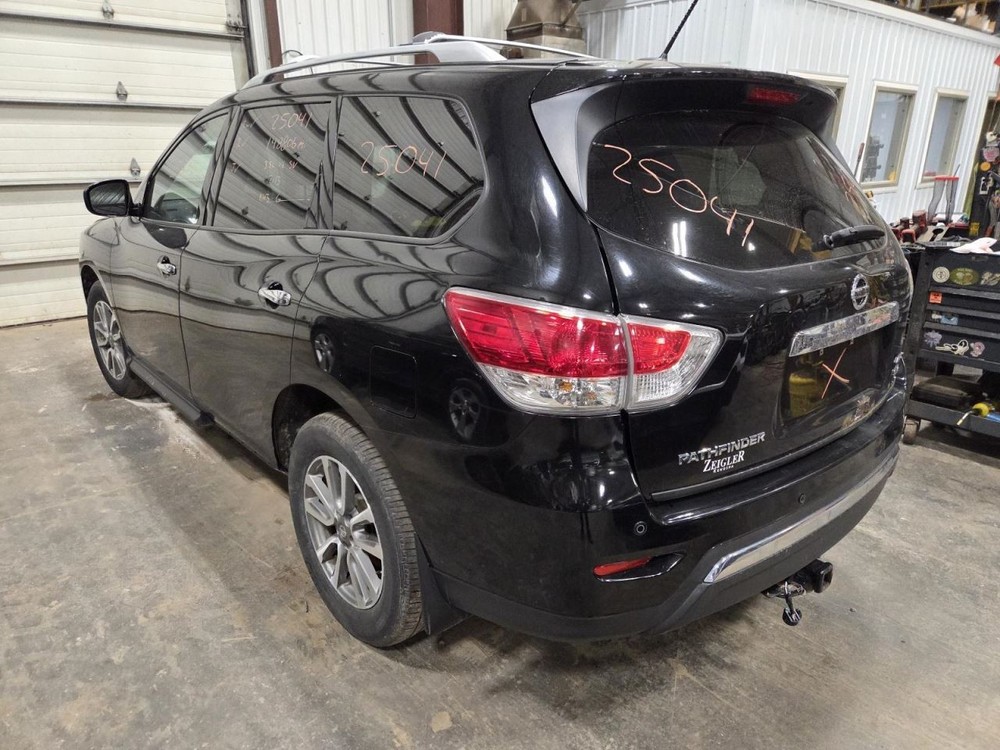 Camera/Projector Rear View Camera Fits 13-16 PATHFINDER 1548478