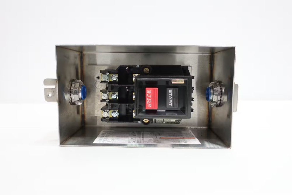 Square D 2510 MB02 Size M-0 Manual Starter 5hp
