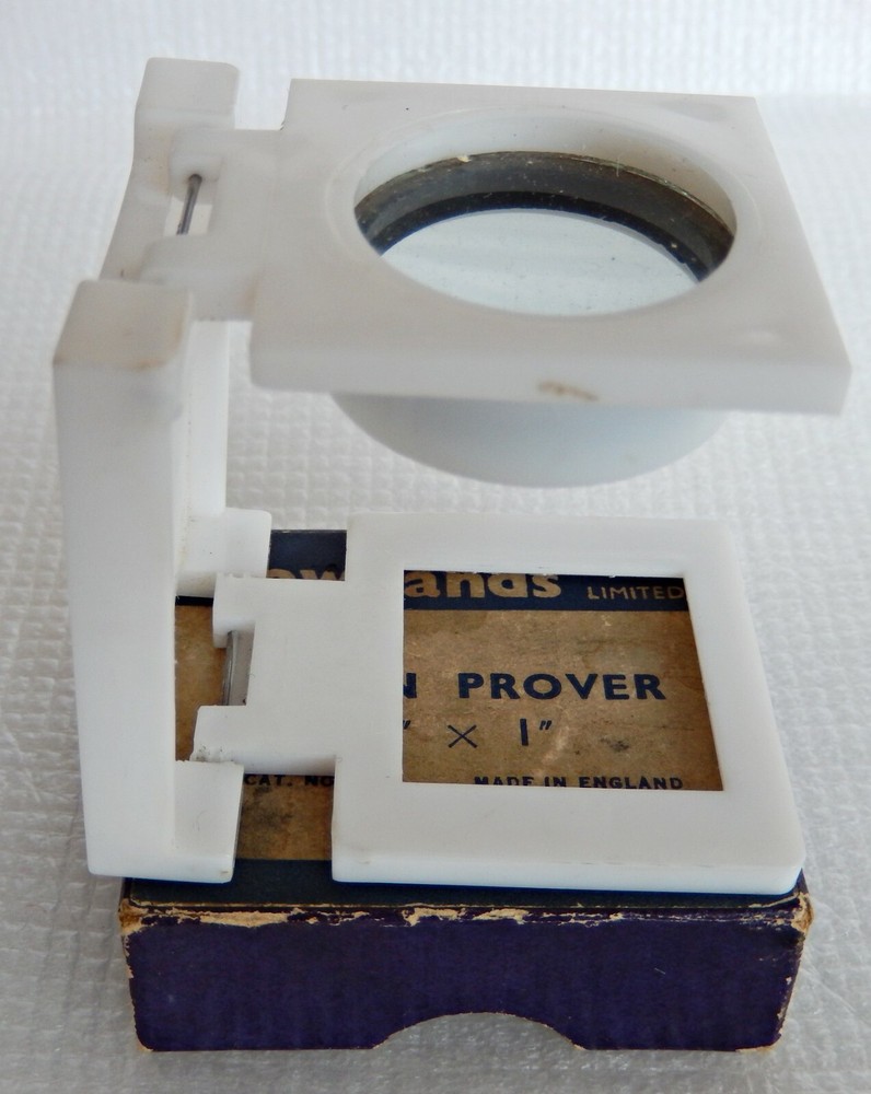 Gowllands - Linen Prover Thread Textile Counter Folding Magnifying Glass - Boxed