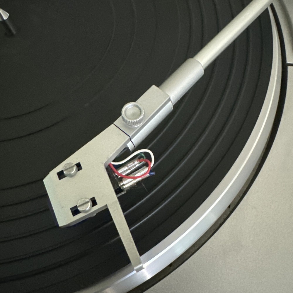 JVC QL-A200 Quartz Turntable