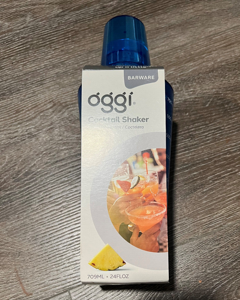 New OGGI Blue Plastic 16oz Barware Cocktail Shaker
