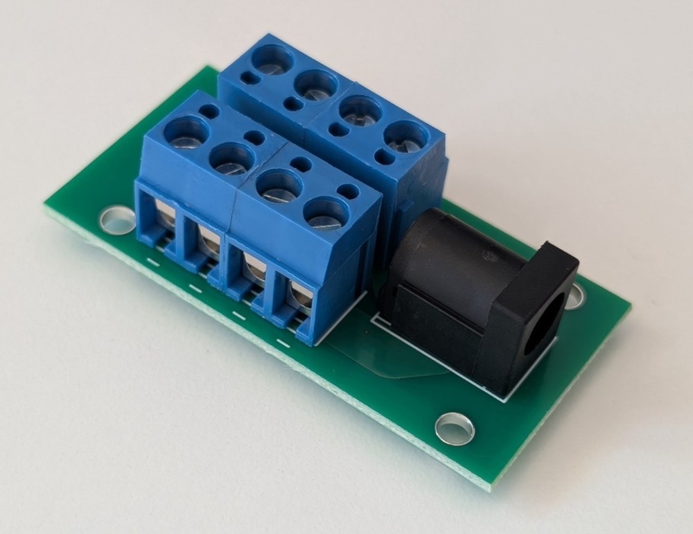 Barrel Power Distribution Board for DC - 4 way connector