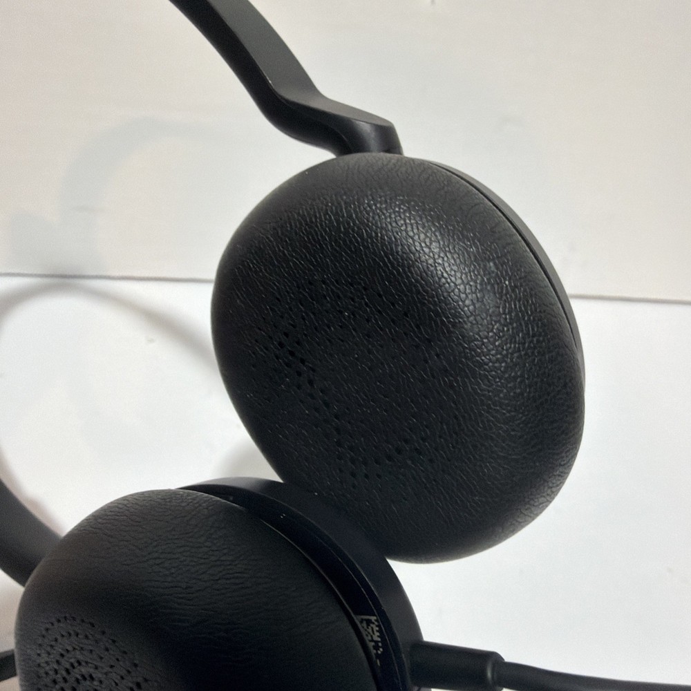 ✅ Jabra Evolve2 40 SE - USB-C UC Stereo Computer Headset HSC131 Black EXCELLENT