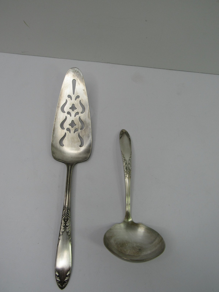 2 Pcs. Vintage National Silver Co. Silverplate Flatware Cake Server & Ladle GUC