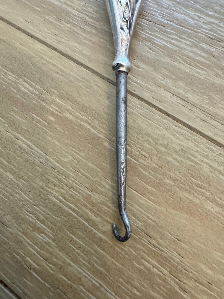Antique Sterling Silver Handle Button Hook Art Nouveau Flower Design & Monogram