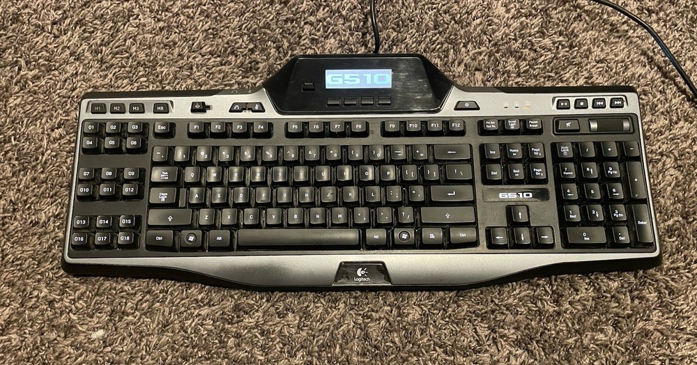 G510 Logitech Wired Gaming Keyboard Backlit LCD Programmable (Please Read)