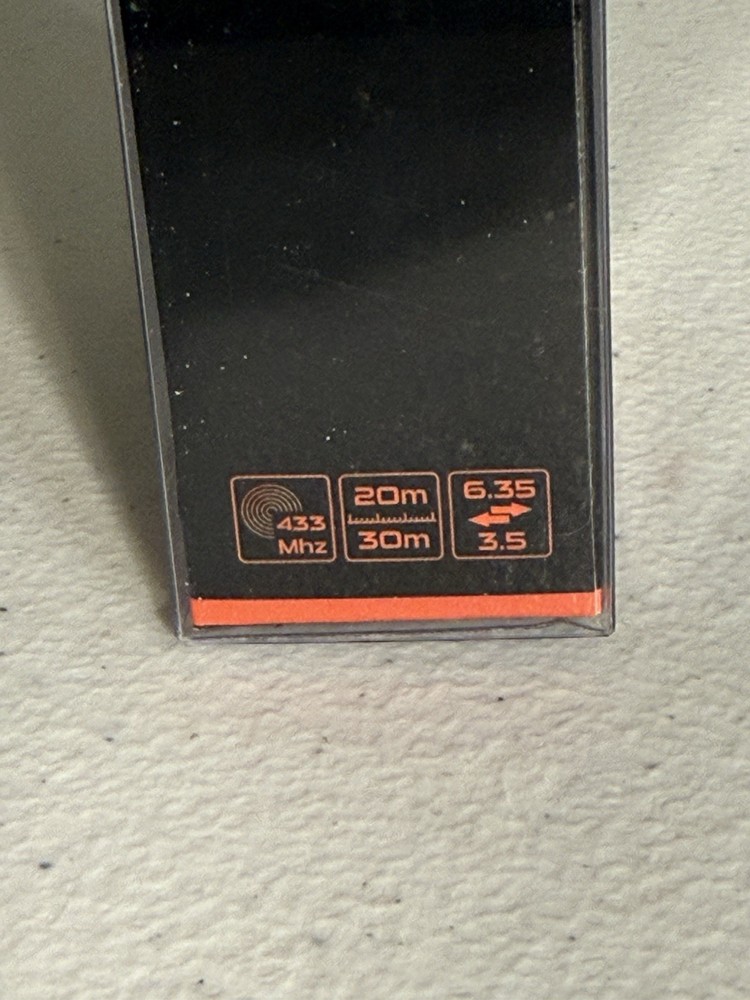 LS Studio Flash Trigger FT4