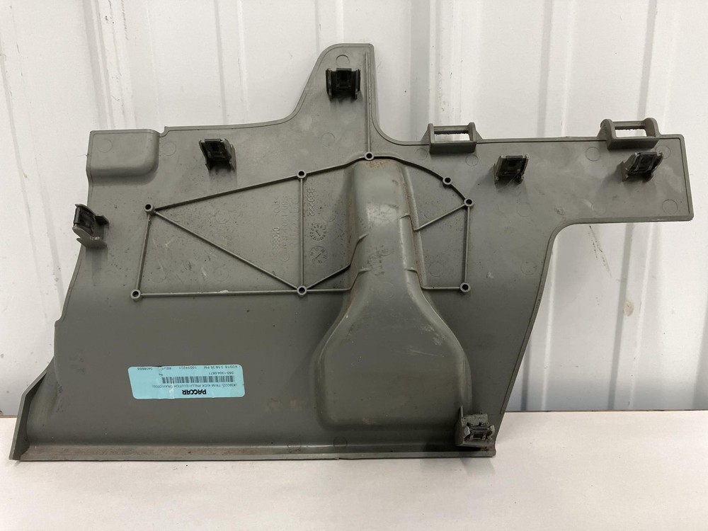 2012-2027 Kenworth T680 KICK Dash Panel - Used