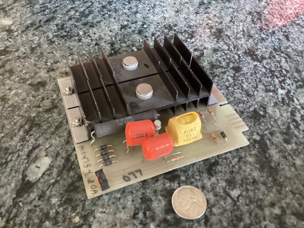 incoe plastic injection mold machine circuit board plug in electrical component
