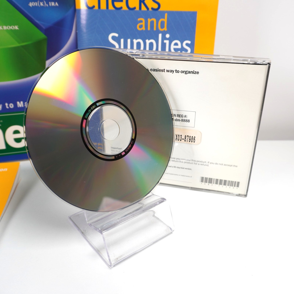 Microsoft Money 99 Basic English CD-ROM - For Windows 95 / NT - Complete Box