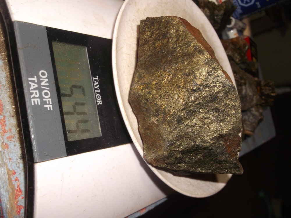Gold, silver, copper, 544 grams samples ,ore high grade .
