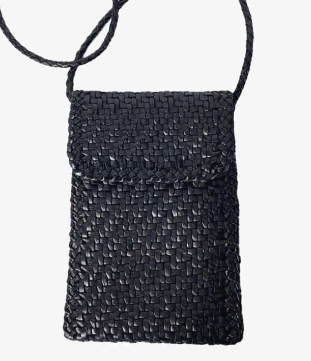 Dragon Diffusion Woven Leather Shoulder Bag Black Handwoven Slim Authentic