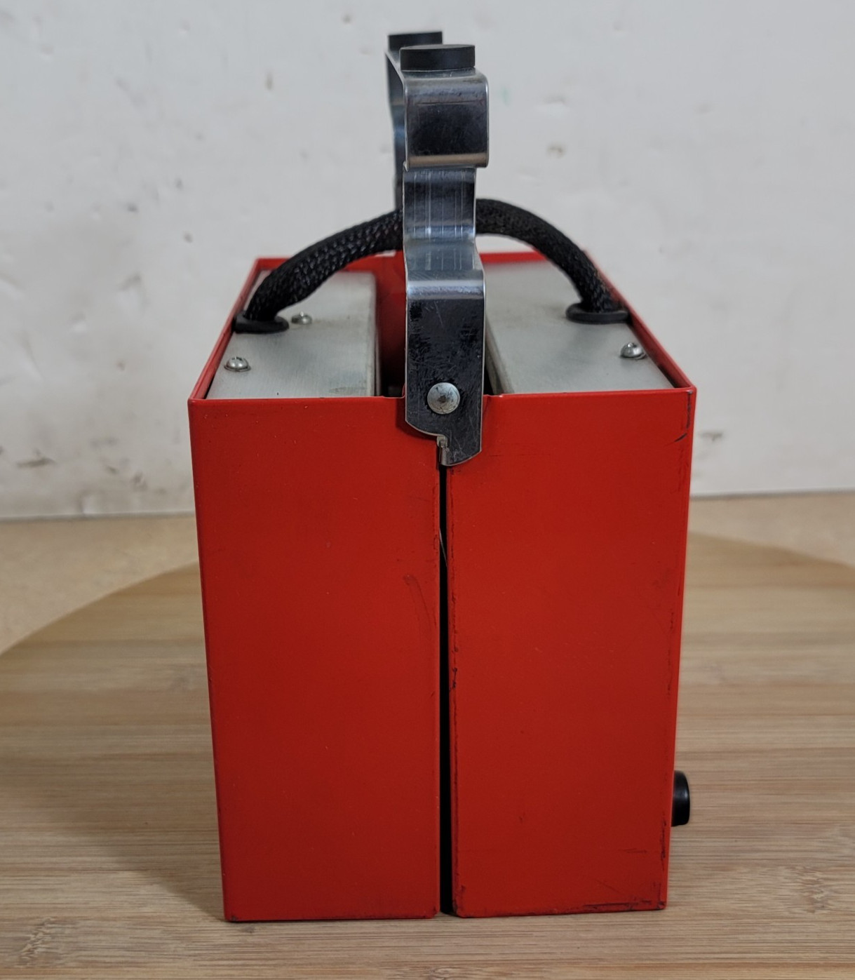 Snap-On MT 470 Digital High Impedance Volt & Ohm Meter - Red