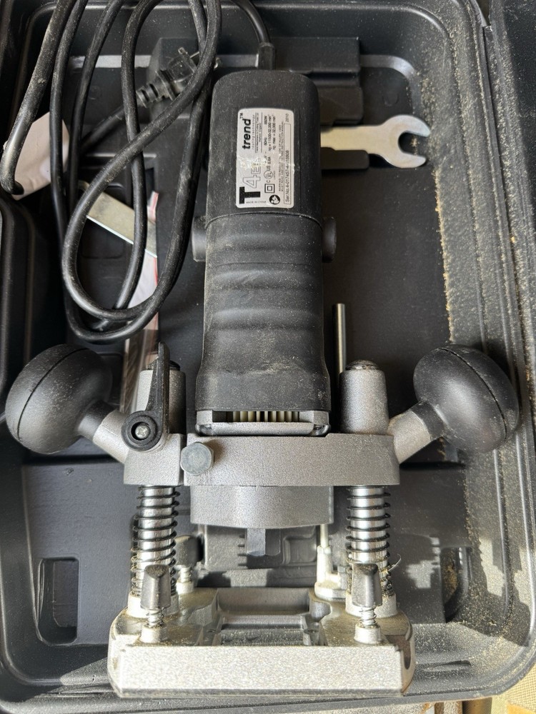 Trend T4EL 550w Variable Speed Plunge Router 110V