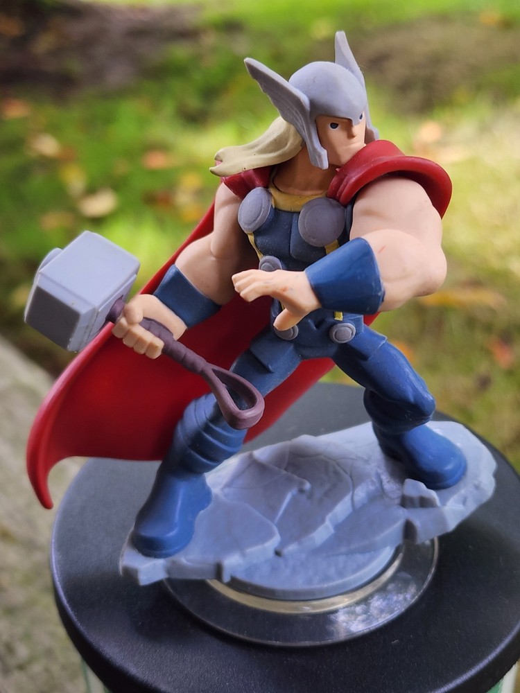 Disney Infinity 2.0 Edition Marvel Thor The Avengers Action Figure White Bottom