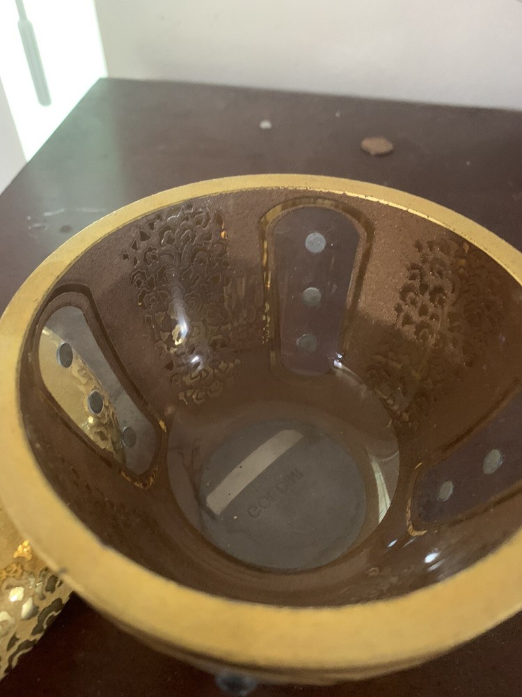 turkisk goldini vase eith lid