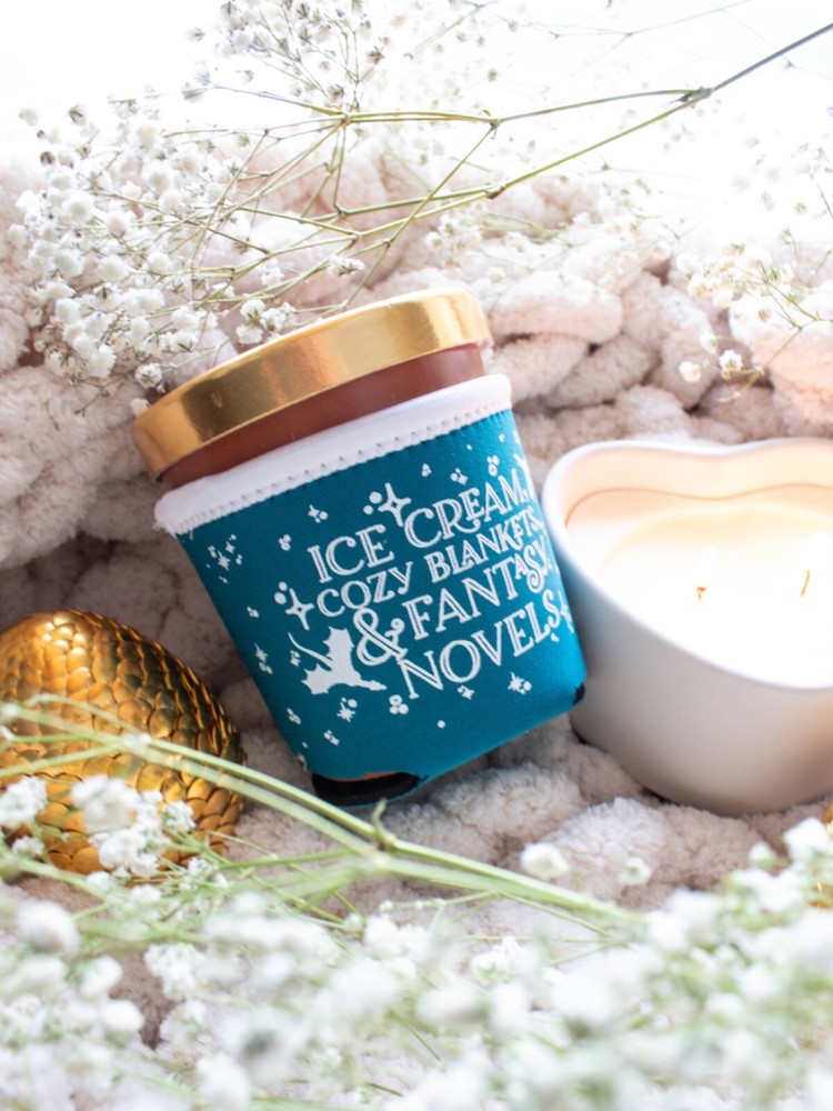 Fantasy Reader Ice Cream Sleeve