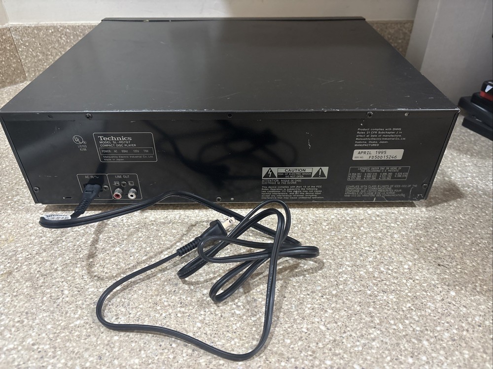 TECHNICS 5-DISC COMPACT DISC CHANGER PLAYER MODEL SL-PD787 WORKS NO REMOTE