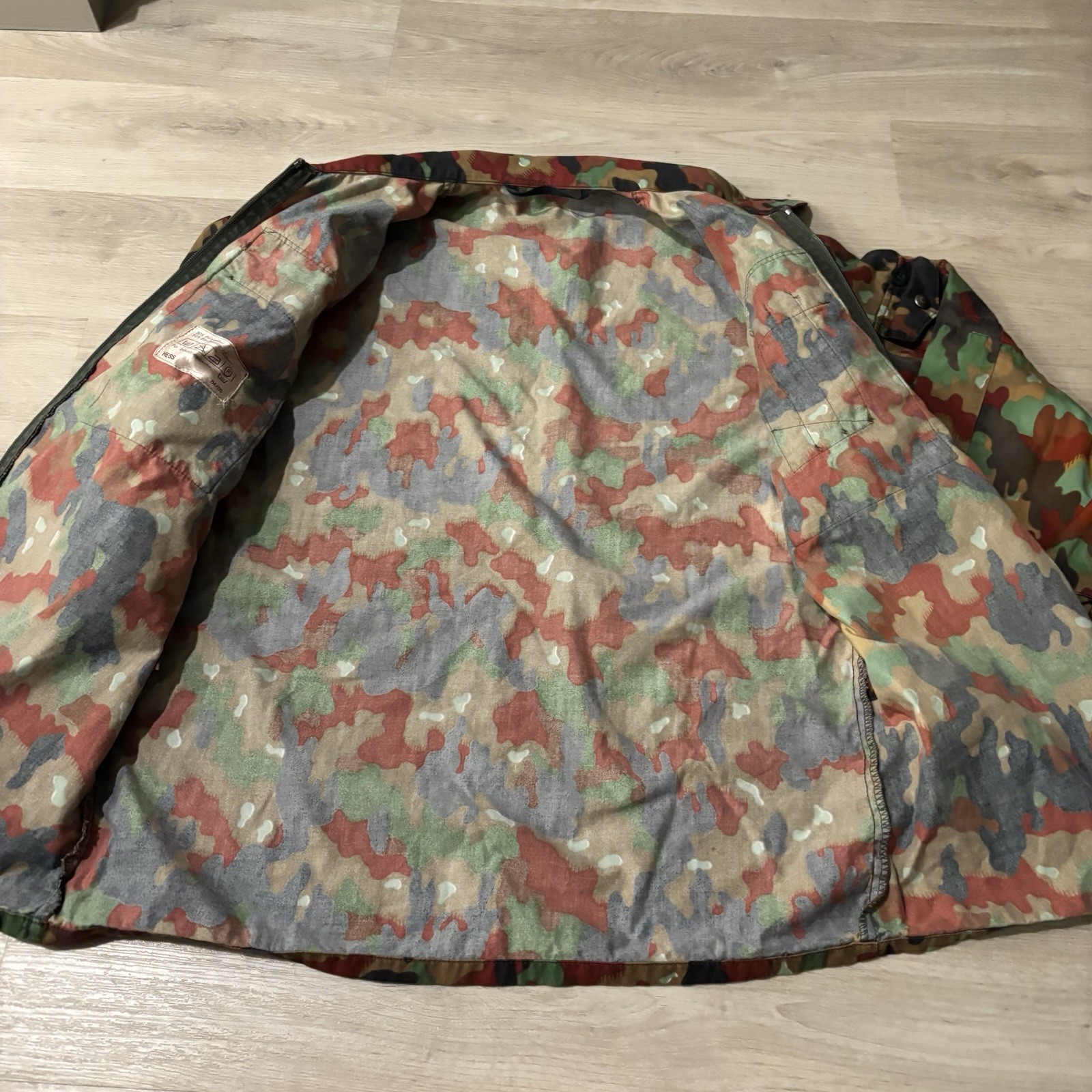 Vintage Swiss Alpenflage Field Coat Shirt Men's Large/XL Military Full Zip Hess