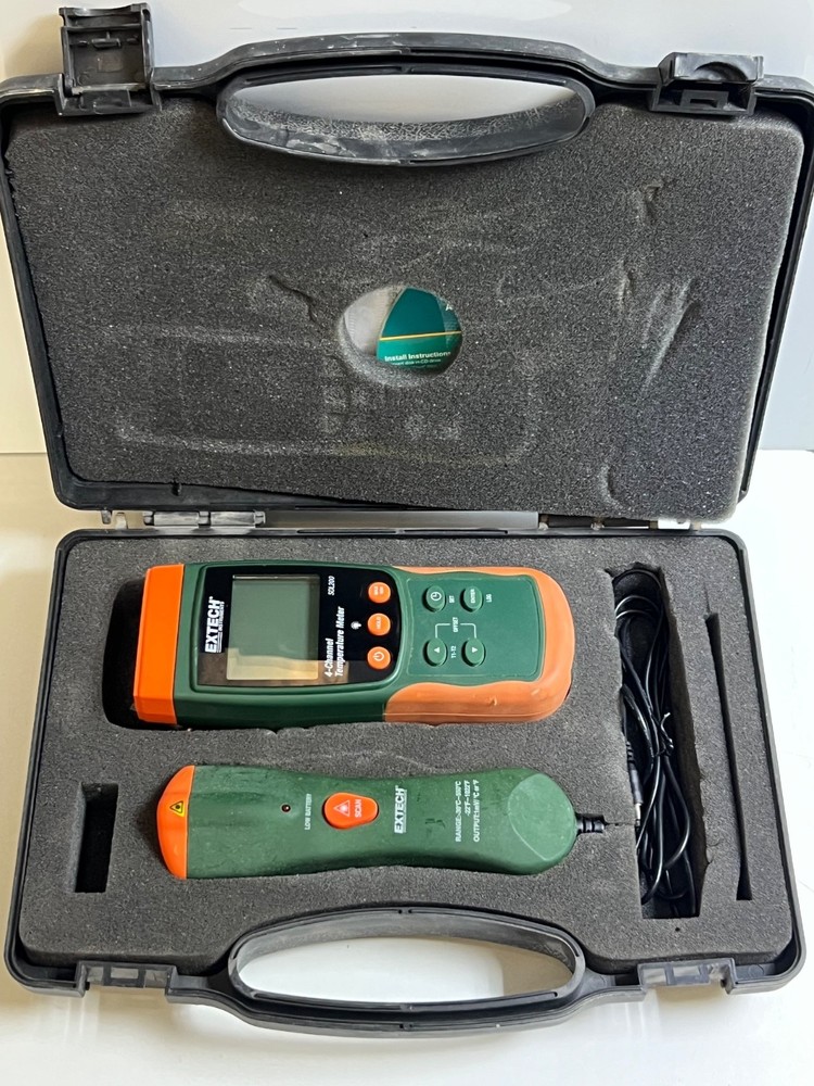 EXTECH SDL200 4-CHANNEL TEMPERATURE METER