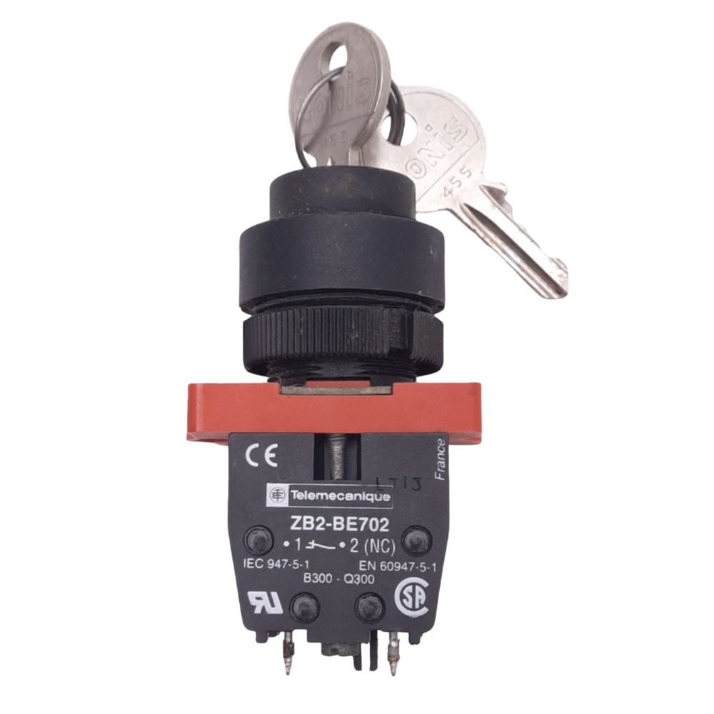 Telemecanique ZB2-BE702 Key Selector Switch, 2-Position Maintained, ø22mm, 1NC