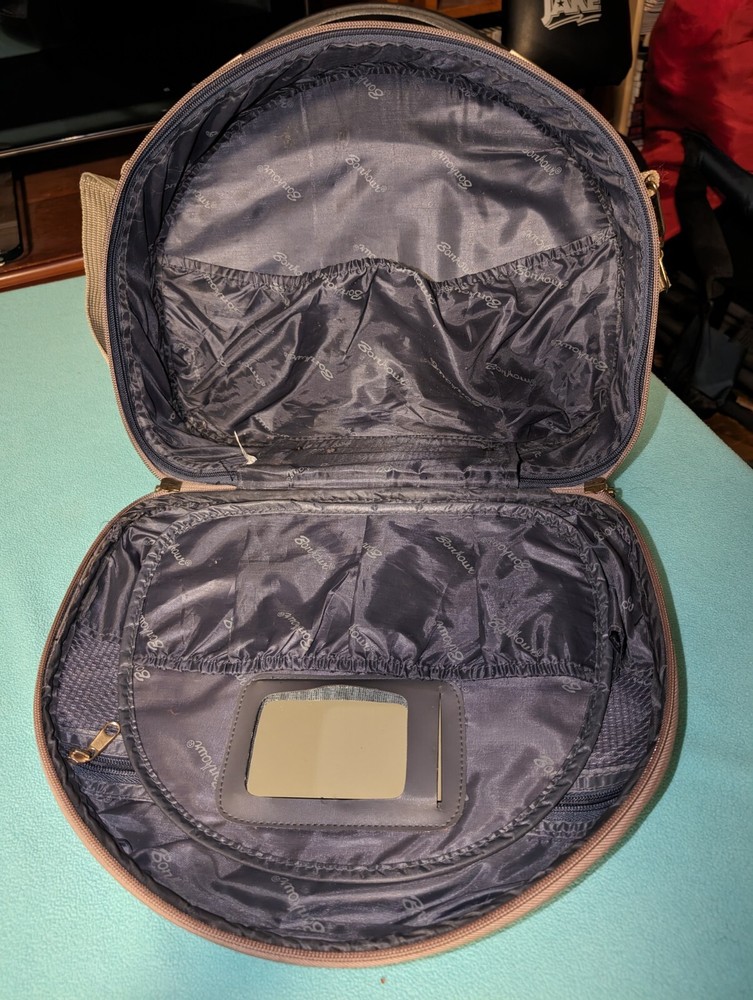 Bonhour travel cosmetic case